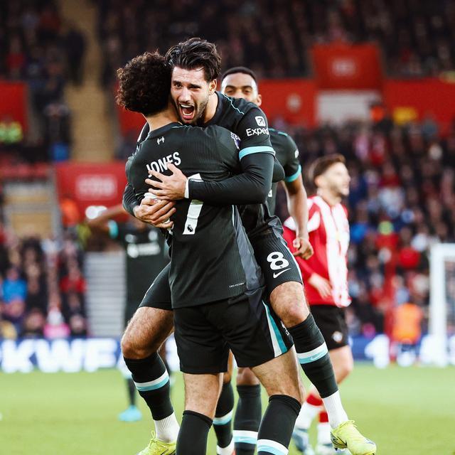 皇马将在客场挑战曼联，争取一场胜利