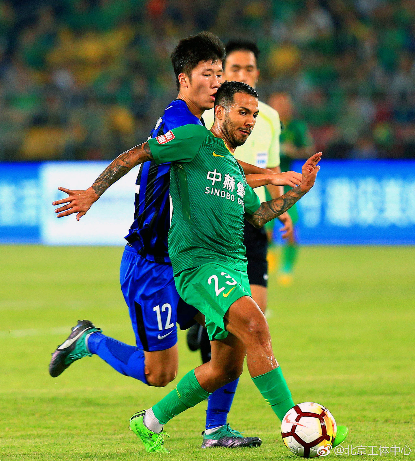 北京国安与江苏苏宁再现对决，壮烈一战的简单介绍