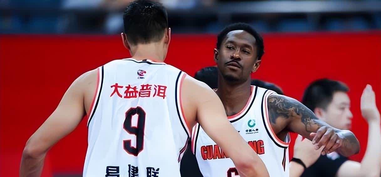 热血沸腾！两支劲旅火拼到底