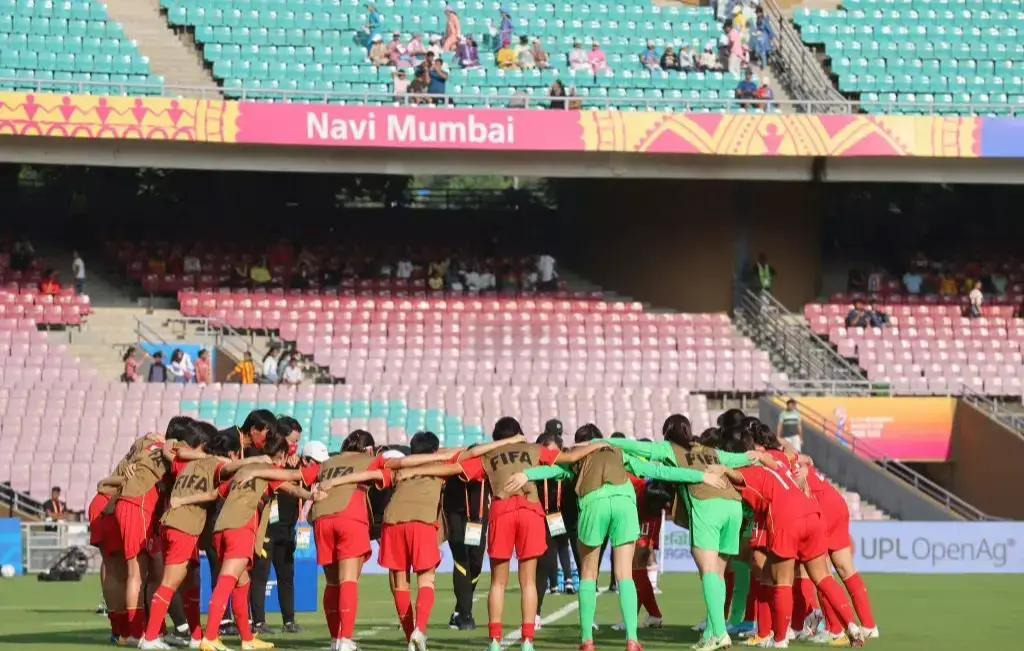 西班牙国家队表现出色,成功晋级下一阶段 西班牙国家队表现出色,成功晋级下一阶段