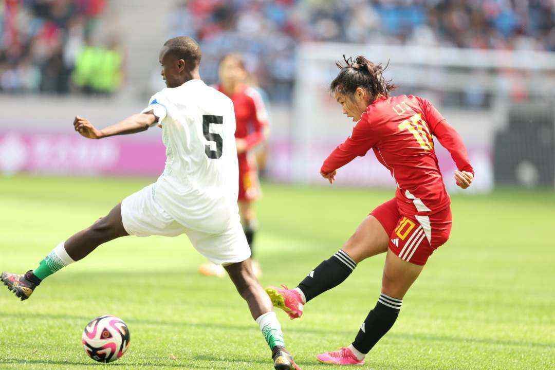 亚洲女足冠军大显身手，斩获冠军