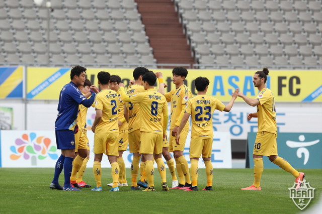 包含云南队迫降榜尾，艰难追赶比赛对手的词条