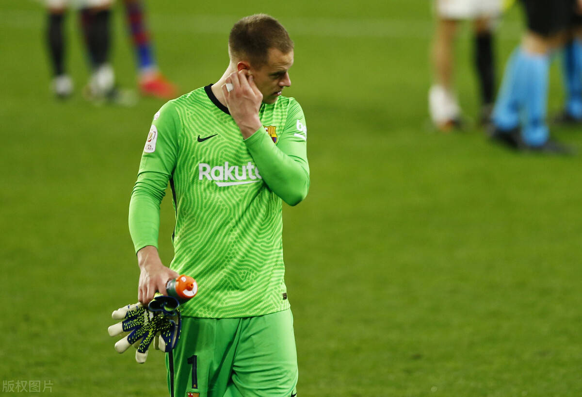 塞维利亚球员获得赛后MVP,表现受到赞誉 塞维利亚球员获得赛后MVP,表现受到赞誉