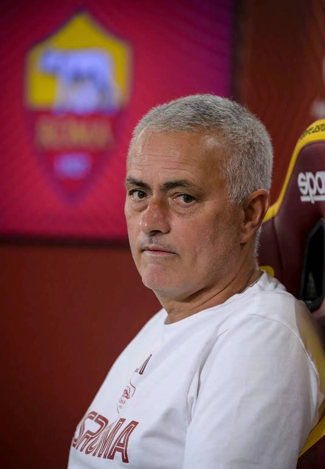 那不勒斯大将伤愈归队!雄心勃勃备战的简单介绍 那不勒斯大将伤愈归队!雄心勃勃备战的简单介绍