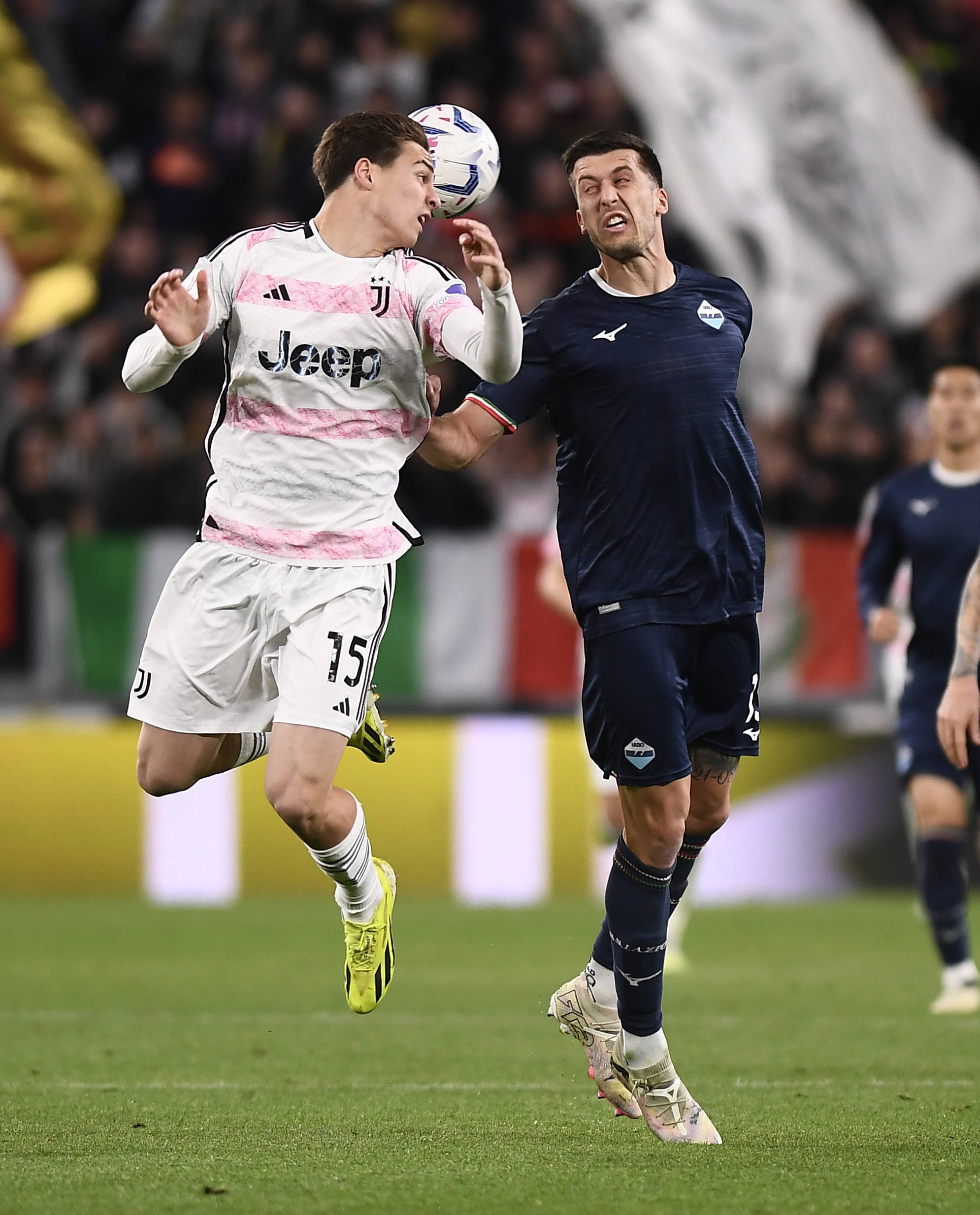 尤文图斯全队士气高涨,备战欧冠预选赛 尤文图斯全队士气高涨,备战欧冠预选赛