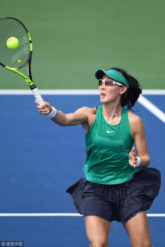 赛马比赛惊心动魄展开，美国选手完胜对手的简单介绍